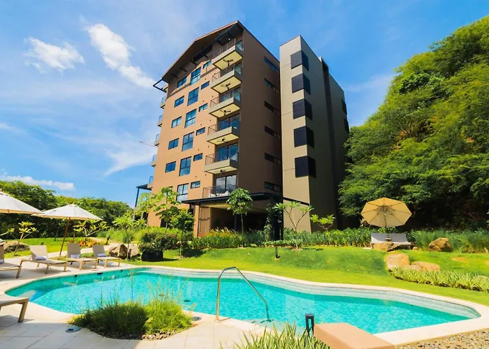 2br Terrace + Club In Playas Del Coco | Naumi N414 Sardinal (Guanacaste)