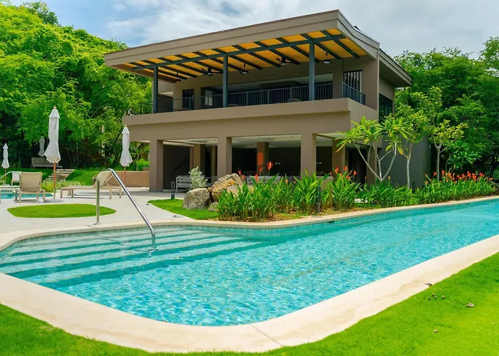 2br Terrace + Club In Playas Del Coco | Naumi N414 Villa *